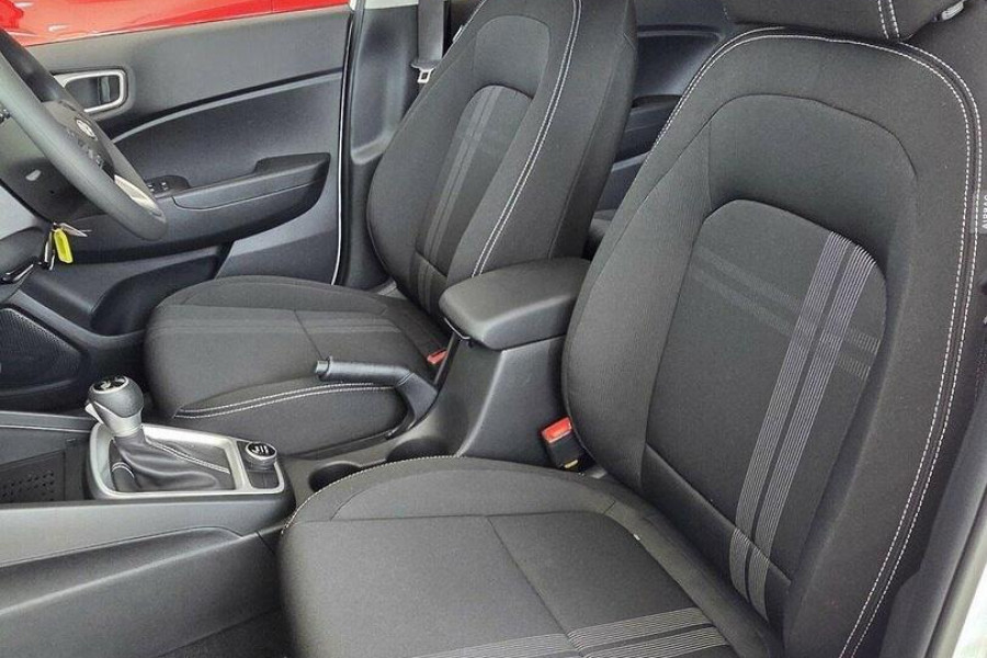 2025 Hyundai Venue QX.V5  SUV Image 8