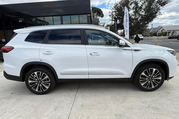 2025 MY24 Chery Tiggo 8 Pro Max T31 Ultimate AWD SUV Image 8