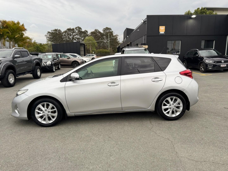 2014 Toyota Corolla ZRE182R Ascent Sport Hatch Image 11