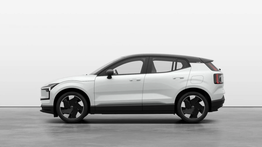 2024 MY25 Volvo EX30  Single Motor Extended Range Ultra SUV Image 2