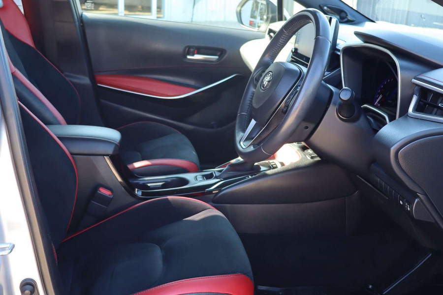 2020 Toyota Corolla ZWE211R ZR Hybrid Hatch Image 11