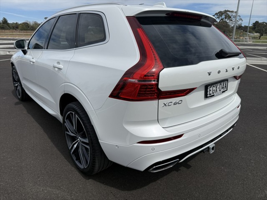 2017 MY18 Volvo XC60 UZ D5 R-Design SUV Image 6