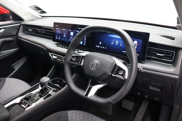 2026 MG HS Super Hybrid Excite SUV Image 2