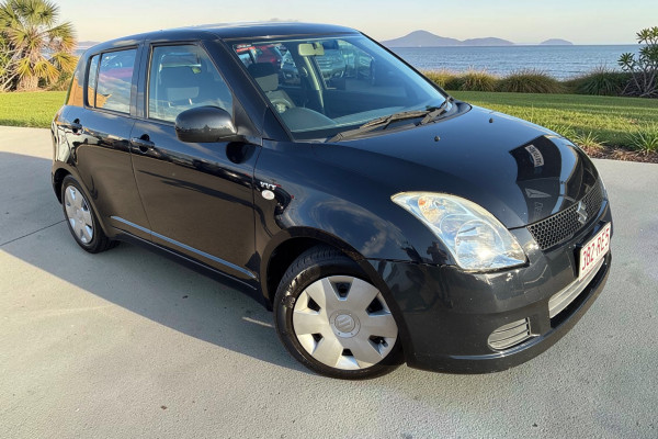 2007 Suzuki Swift RS415 GLX Hatch Image 1