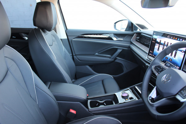 2025 MY26 Volkswagen Tayron R4 150TSI Elegance SUV Image 11
