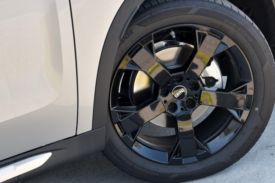 2025 MINI Countryman U25 S Favoured SUV