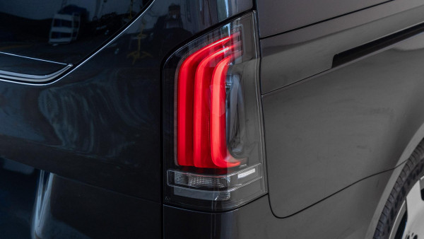 2025 Mercedes-Benz V-Class 447 V300 Exclusive People Mover image 20