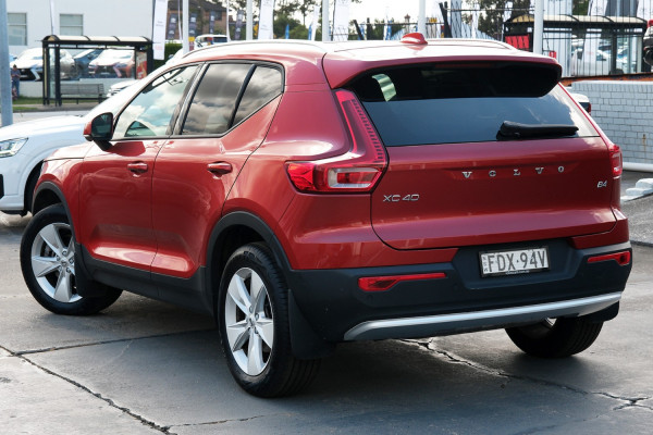 2022 MY23 Volvo XC40 XZ Plus B4 SUV Image 2