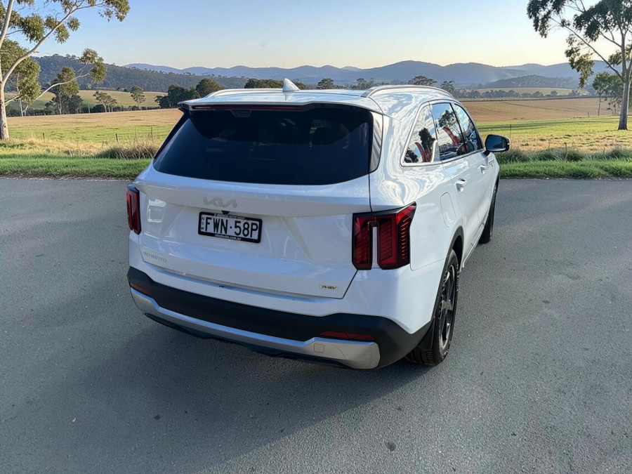 2025 Kia Sorento MQ4 PE PHEV GT-Line SUV Image 4