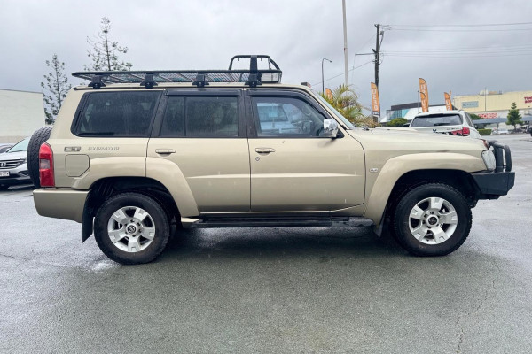 2006 Nissan Patrol GU IV ST SUV Image 7