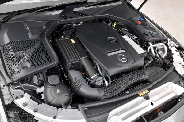 2016 Mercedes-Benz C-Class A205 C300 Convertible image 26