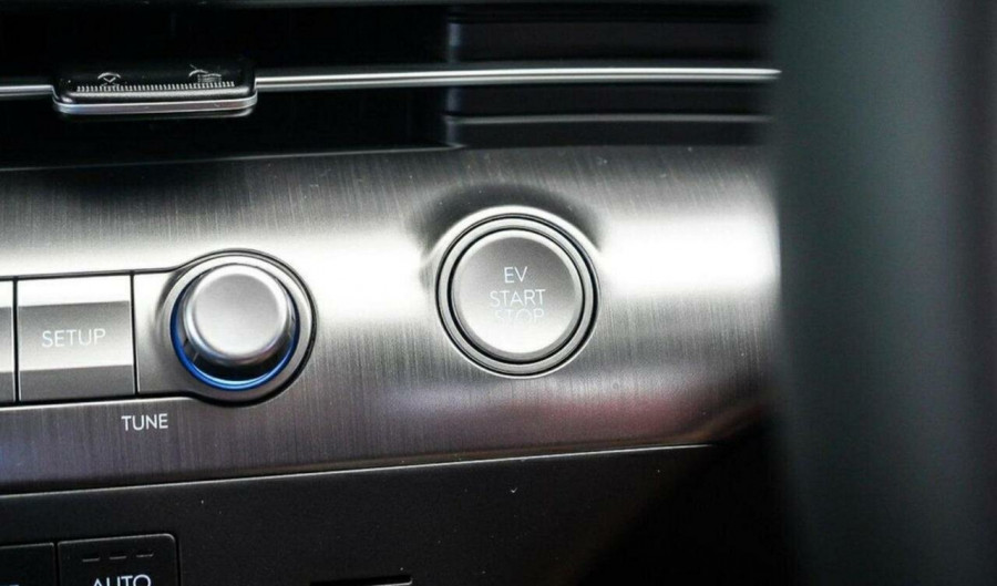 2026 Hyundai KONA SX2.V2  Electric SUV Image 19