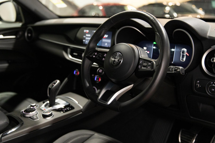 2023 Alfa Romeo Stelvio Series 5 Ti SUV Image 17