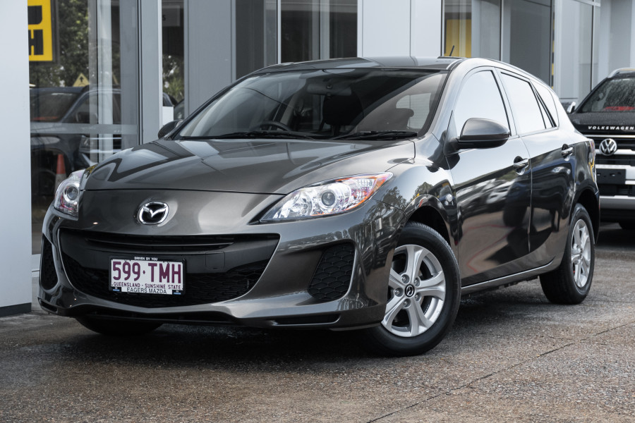 2013 Mazda 3 Neo Hatch Image 1