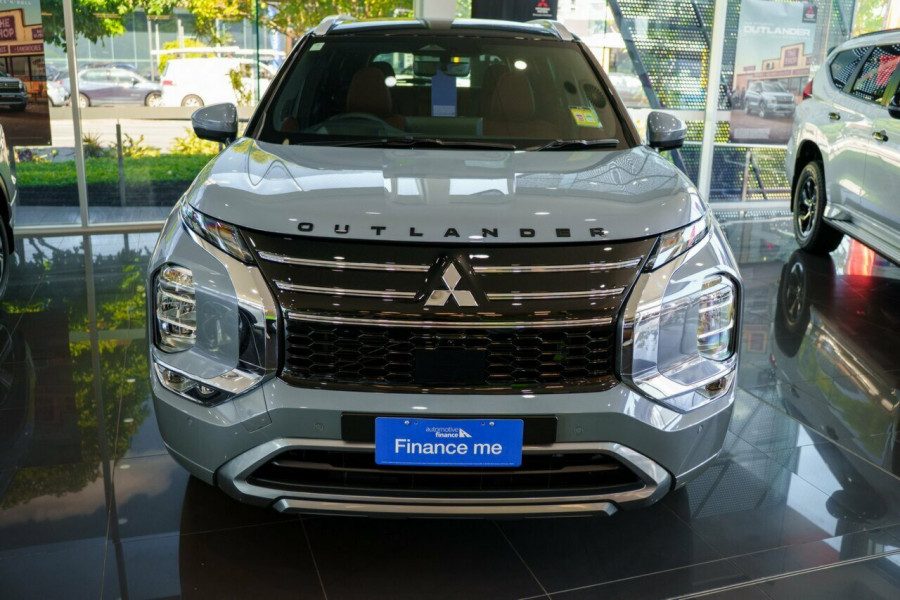 2025 Mitsubishi Outlander ZM Exceed Tourer SUV Image 3