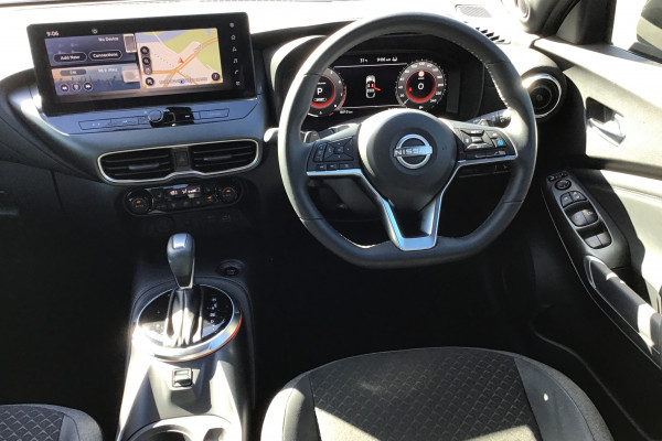 2024 Nissan JUKE F16 ST-L SUV Image 16