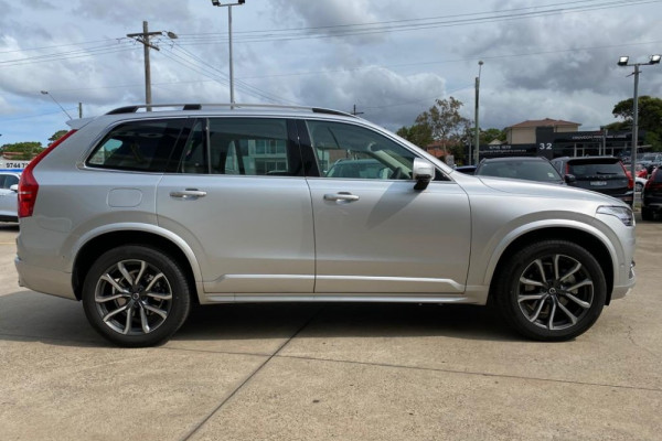 2019 Volvo XC90 L Series D5 Momentum Suv Image 4