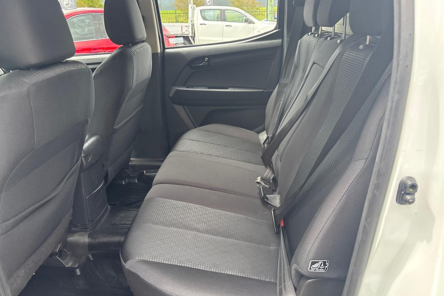 2018 Isuzu D-MAX  SX High Ride Ute Image 18