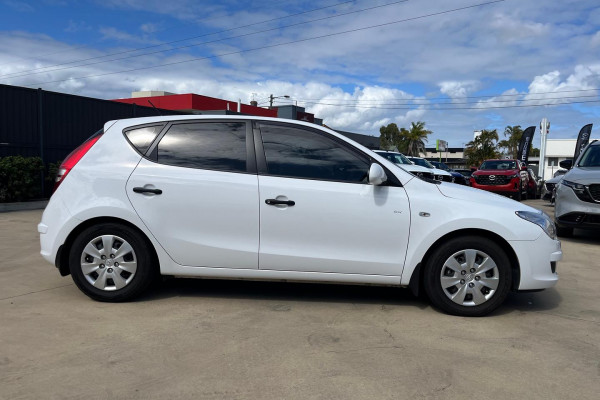 2008 Hyundai i30 FD Hatch Image 8