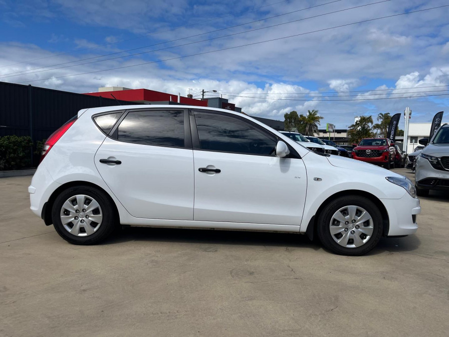 2008 Hyundai i30 FD Hatch Image 8