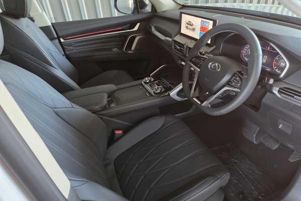 2026 MY25 LDV D90 SV9A Executive SUV Image 9