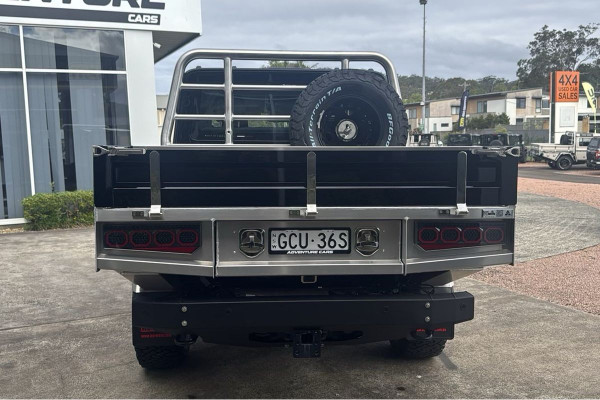 2024 INEOS Grenadier Utility Wagon Ute Image 7