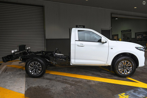 2024 MY23 Mazda BT-50 TF XT Cab Chassis Image 5