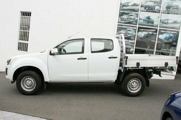 2019 Isuzu UTE D-MAX SX Crew Cab Chassis High-Ride 4x2 Cab chassis Mobile Image 4
