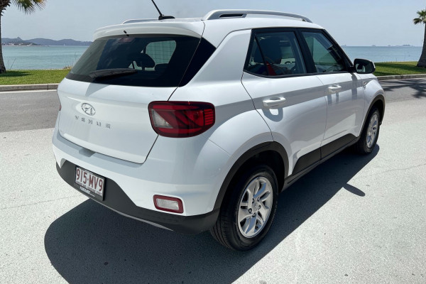 2025 Hyundai Venue QX.V5  SUV Image 5