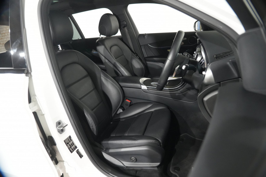 2022 Mercedes-Benz GLC-Class GLC300 SUV Image 25