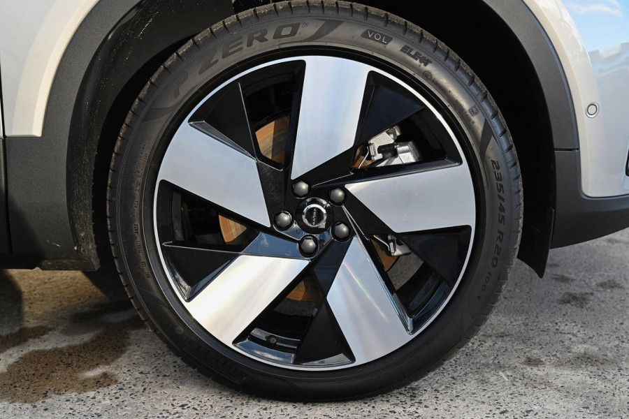 2023 MY24 Volvo C40  Recharge Twin SUV Image 20