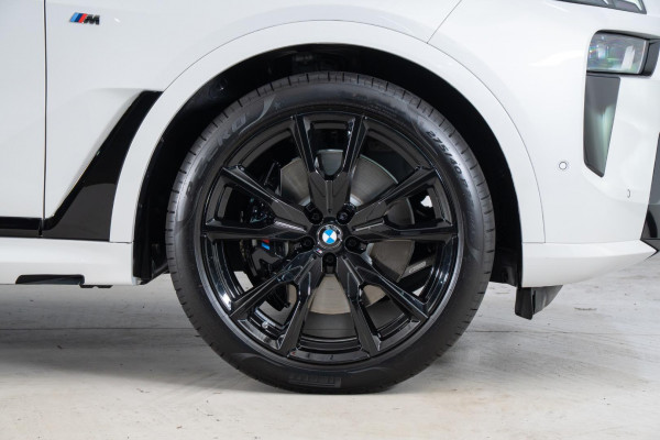 2026 BMW X7 G07 LCI xDrive40d M Sport SUV image 25