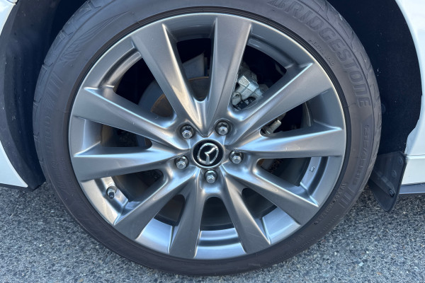 2019 Mazda 3 BP Series G25 GT Sedan Image 15