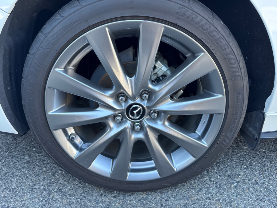 2019 Mazda 3 BP Series G25 GT Sedan Image 15