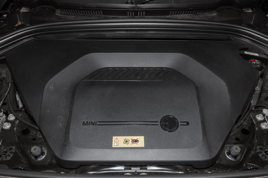 2024 MINI Countryman U25 SE Favoured SUV