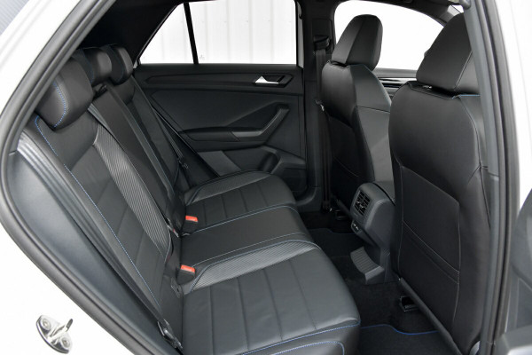 2025 MY24.5 Volkswagen T-Roc D11 R SUV Image 5