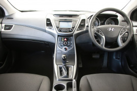 2015 Hyundai Elantra MD3 Active Sedan Image 5