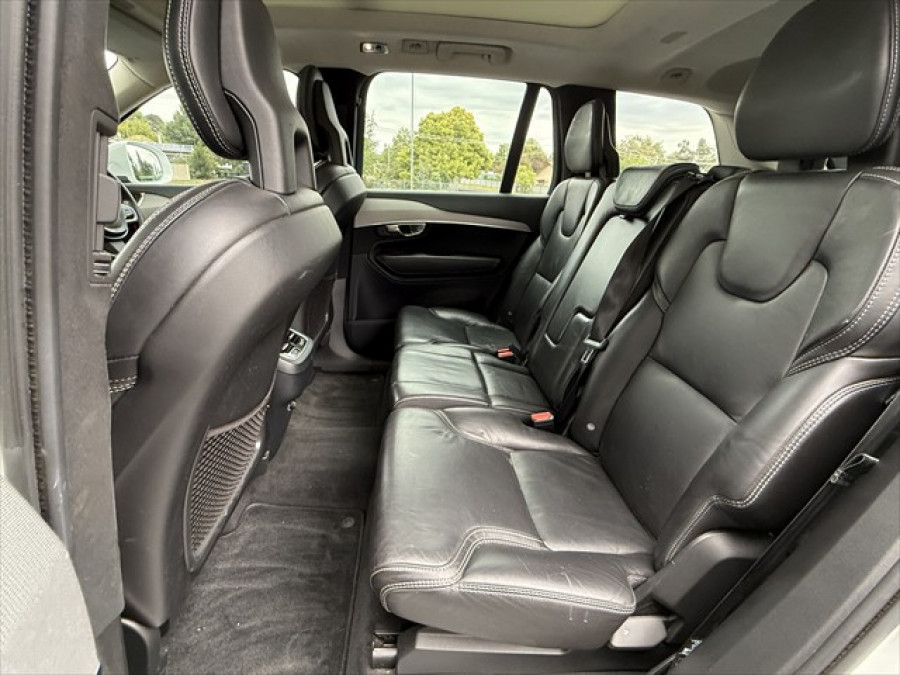 2017 Volvo XC90 L Series D5 Inscription SUV Image 18