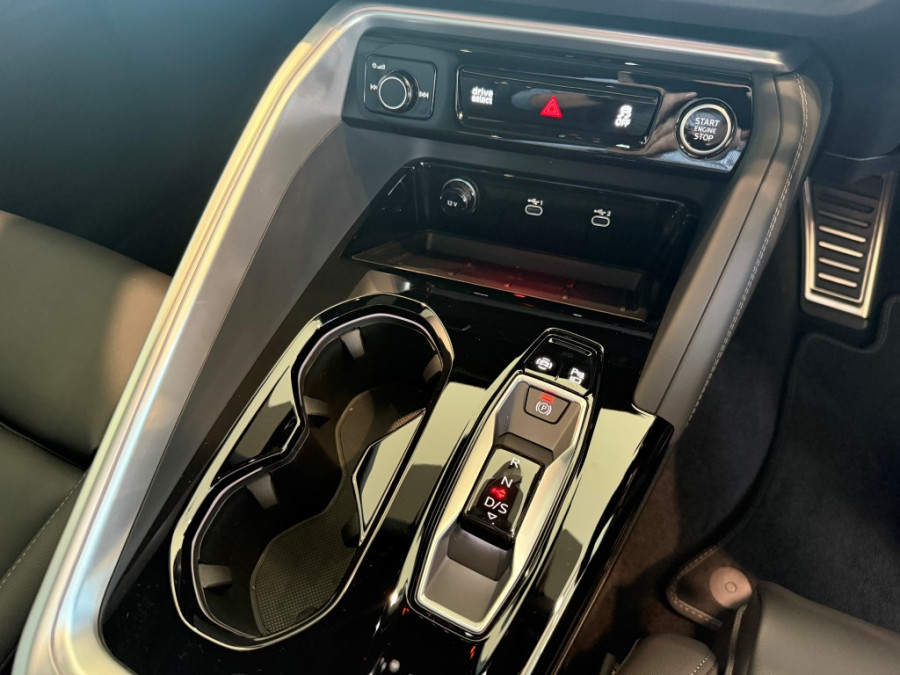 2025 Audi Q5 FY TDI Sport SUV Image 16