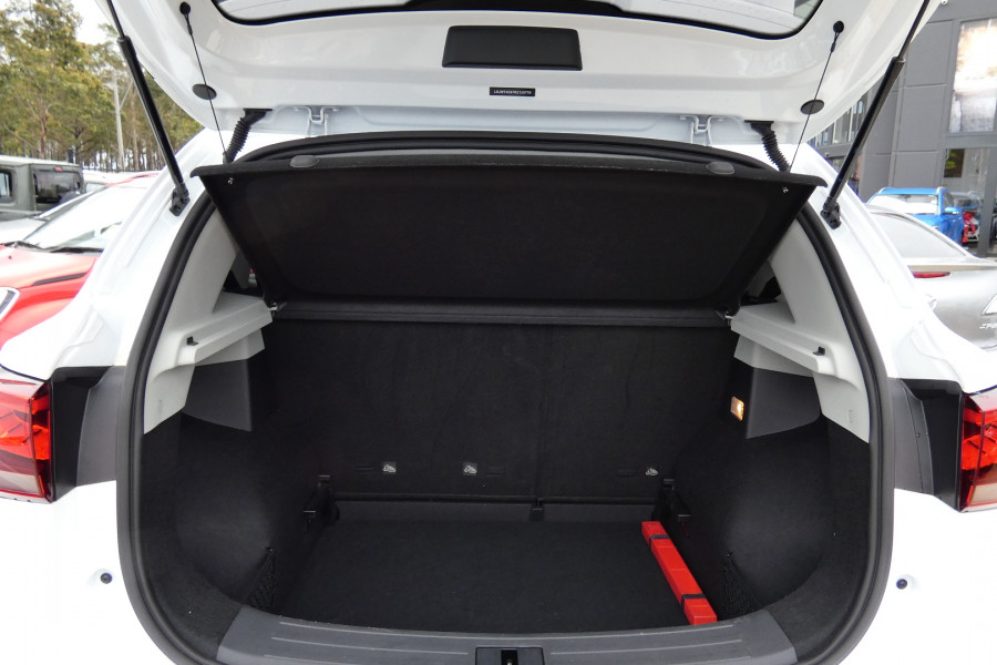 2024 MG ZST S13 ESSENCE SUV Image 8