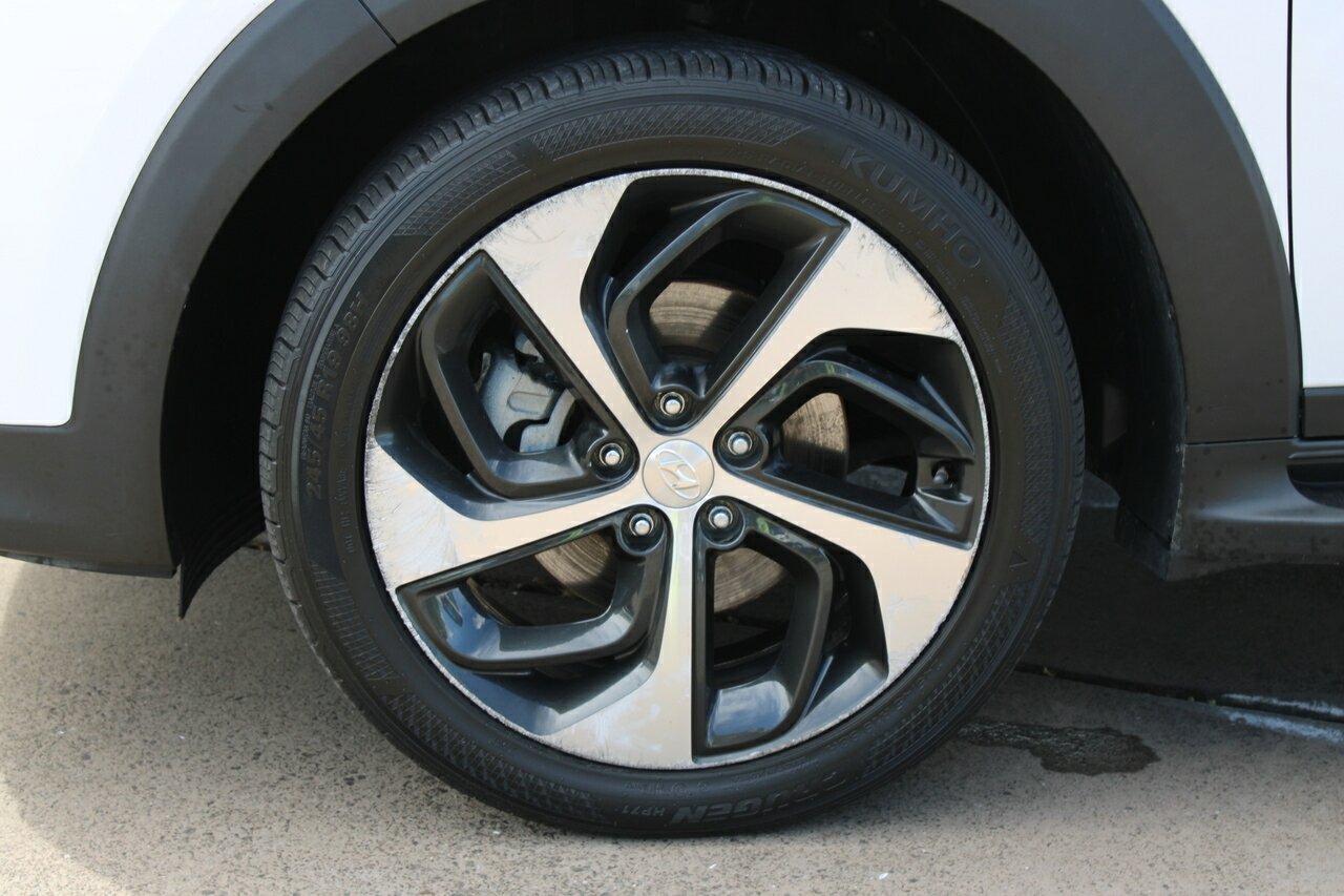 2016 Hyundai Tucson TLe Highlander SUV Image 16