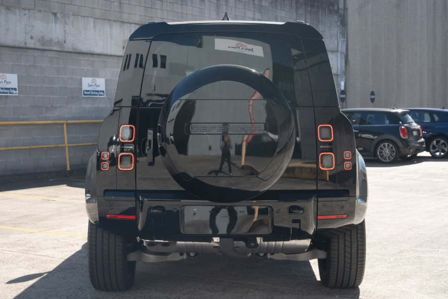 2026 Land Rover Defender L663 110 D350 X-Dynamic SE SUV