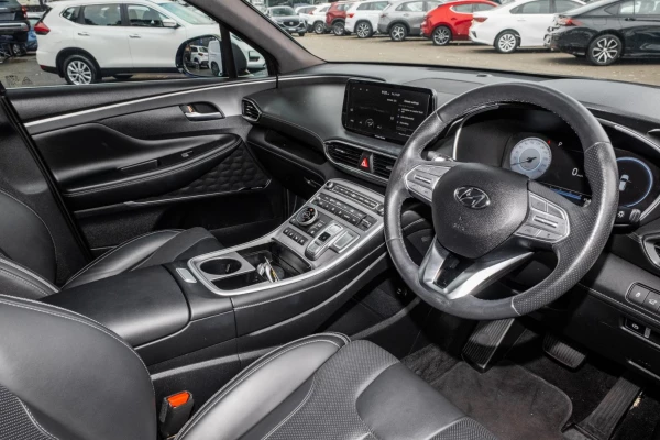 2023 Hyundai Santa Fe TM.V4 Highlander SUV Image 7