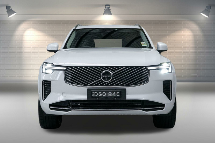 2025 MY26 Volvo XC90 L Series Plus B5 Bright SUV Image 16