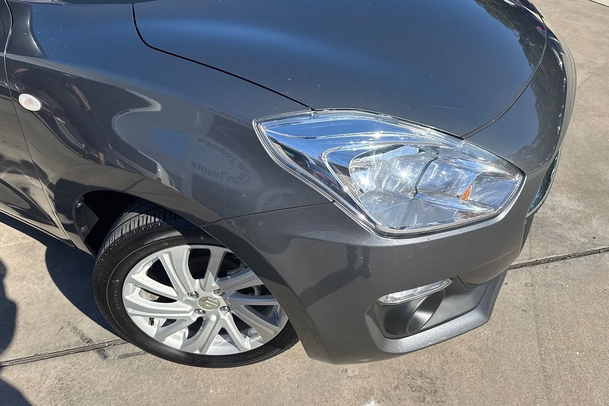 2023 Suzuki Swift AZ Series II GL Hatch Image 2