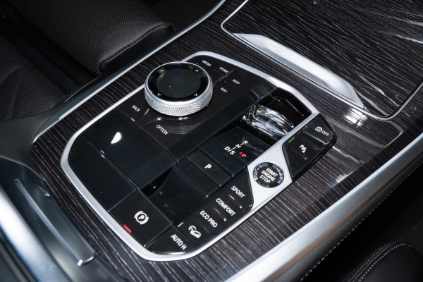 2026 BMW X5 G05 LCI xDrive40i M Sport SUV image 20