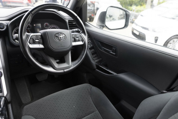 2023 Toyota LandCruiser FJA300R GXL SUV Image 6