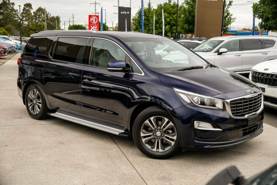 2018 MY19 Kia Carnival YP SLi People Mover Image 1