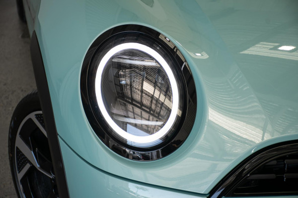 2026 MINI Cooper F65 C Classic Hatch image 21