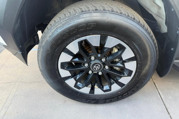 2025 Toyota HiLux GUN126R SR5 48V Ute Image 26